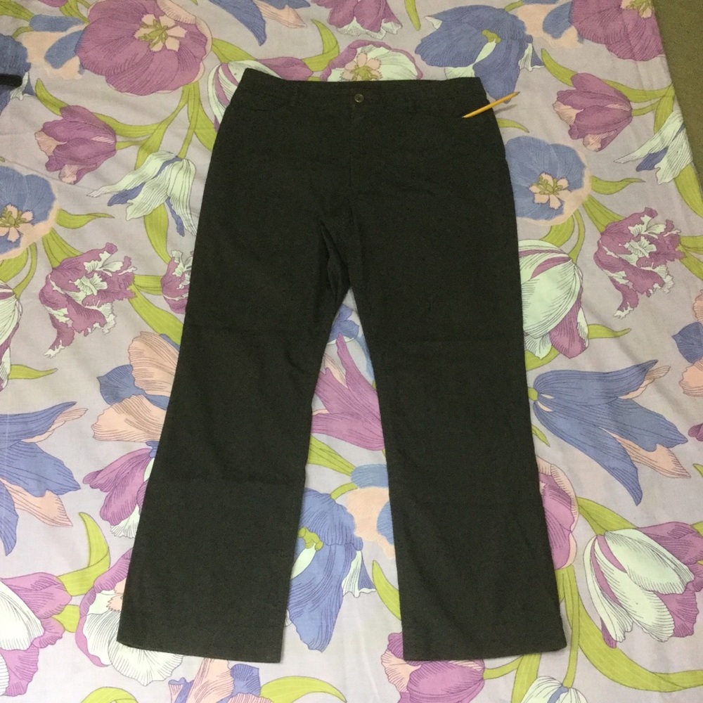 Like New Doncaster Petite Dressy Black Trouser straight leg 12P